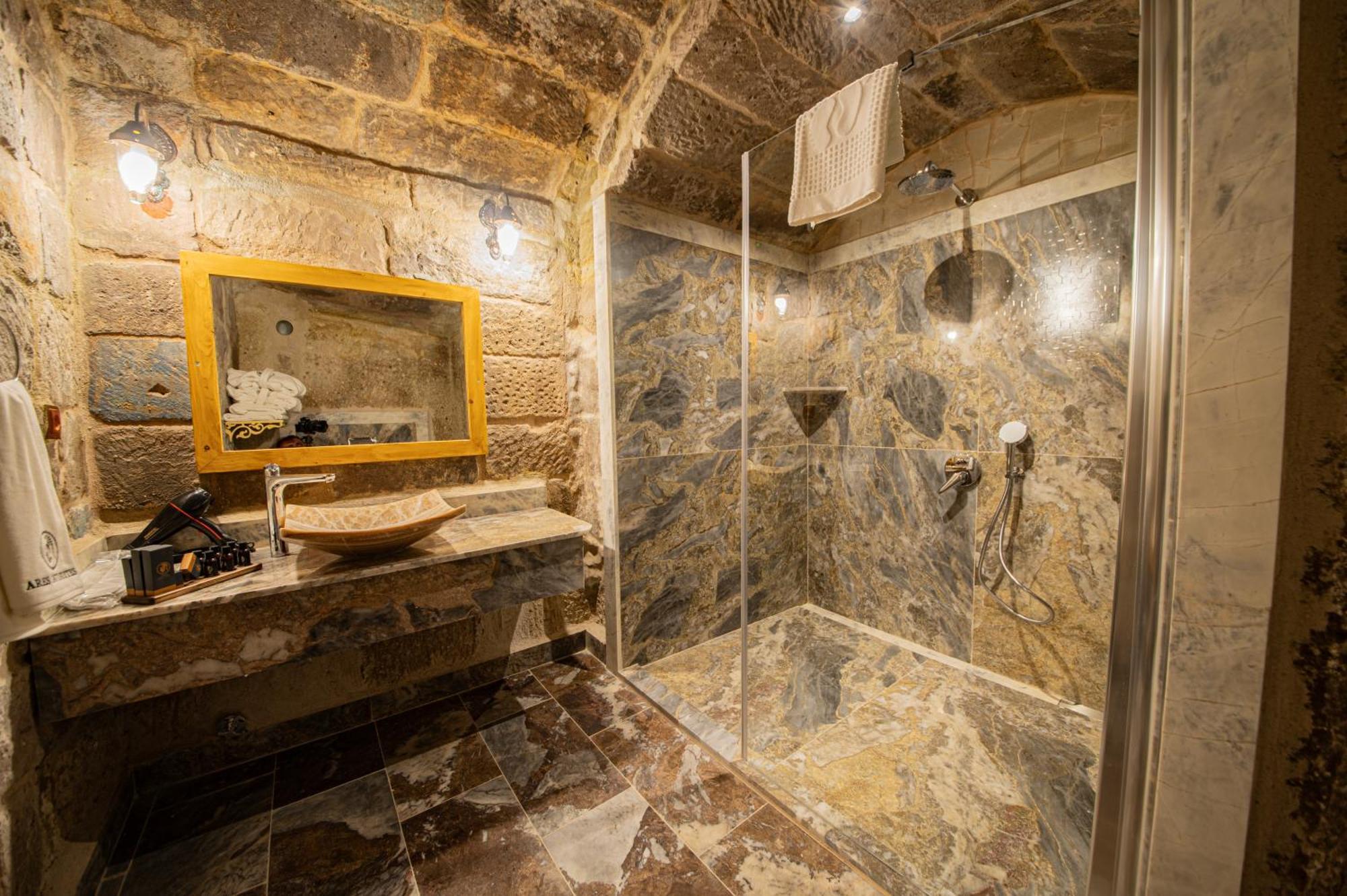 Ares Cave Suites Goreme Exterior foto